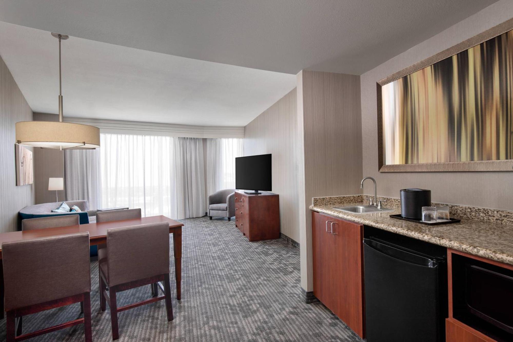 Courtyard By Marriott Dallas Allen At Allen Event Center Екстер'єр фото